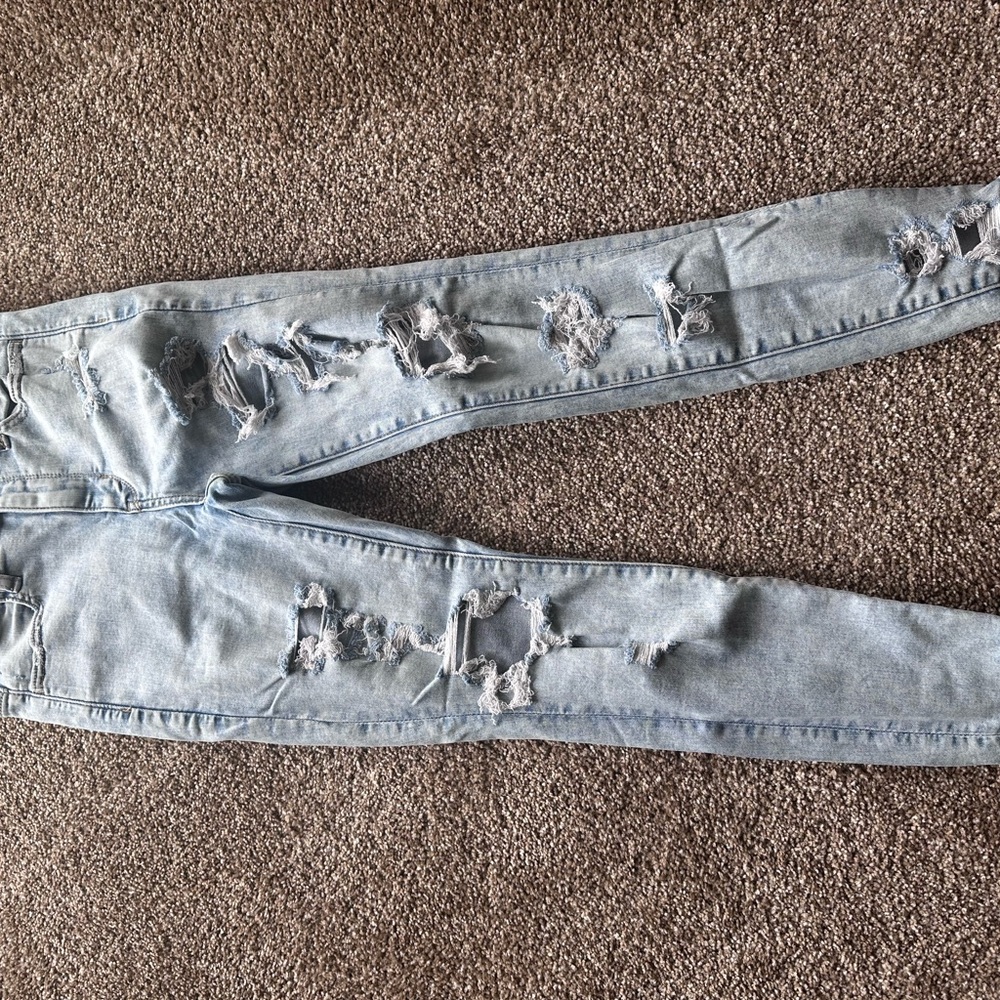 American Eagle Outfitters Distressed Light Blue Jeggings